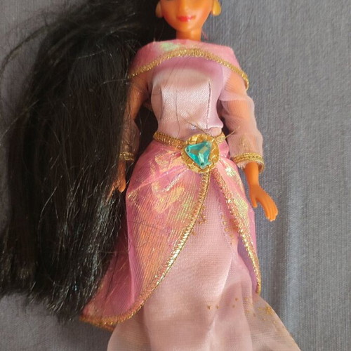 Princess Jasmine from Aladdin Disney like new from the 90s