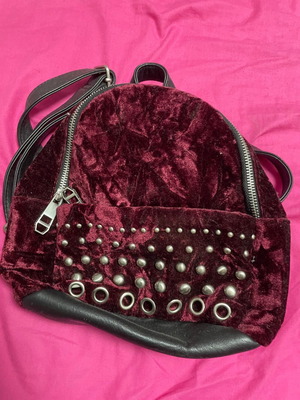 Small sack backpack used, worn slightly