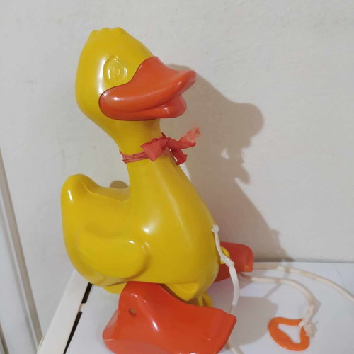 Theia Ntaizi pull-along duck used, vintage Primo toy with box
