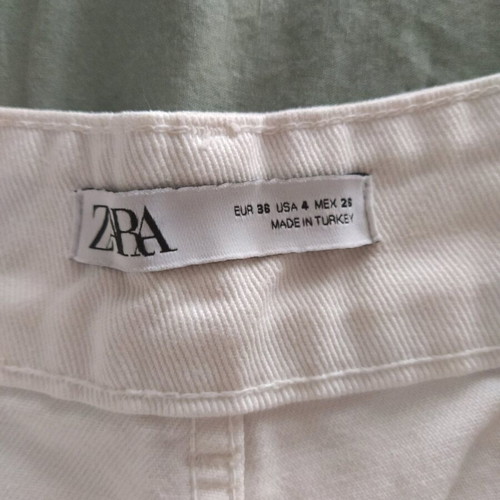 White denim Zara shorts new, size 36