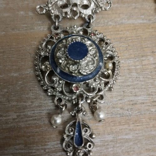 Vintage silver-blue brooch like new with pearls