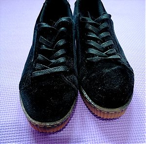 μαύρα βελούδινα παπούτσια