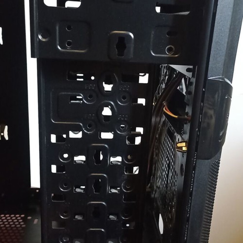 Thermaltake VL80001W2Z V3 Black Edition PC case like new