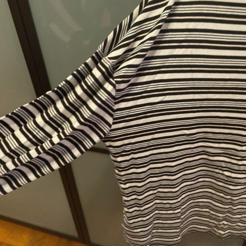 Juicy Couture blouse XS like new, black and white