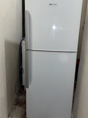 Hitachi refrigerator