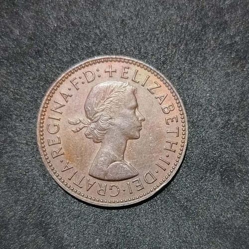 British Half Penny Coin 1967 with Rainbow Patina like new