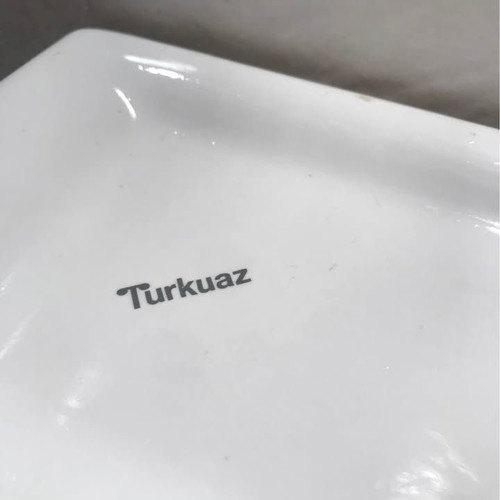 Turkuaz bathroom sink with pedestal like new 60x50 cm