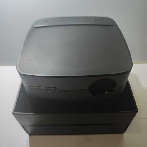 XGIMI H1 1080P 3D Immersive Home Theatre projector used for parts