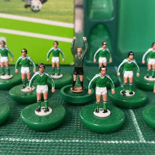Subbuteo vintage team ref 63393 N.Ireland Germany 2nd Plymouth Naestvad