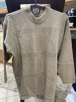 Lussile women's sweater like new, beige, size L