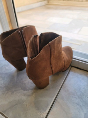 Bershka ankle boots used, tan suede, size 40, 9 cm heel