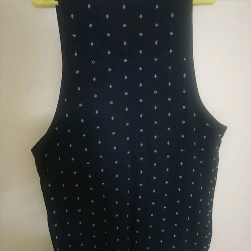 Pull & Bear sleeveless summer shirt like new, size L, black with white patterns
