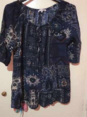 Blouse like new, size XL