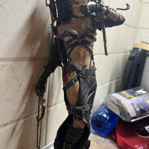 She-Predator Machiko collectible figure used from Aliens vs. Predator