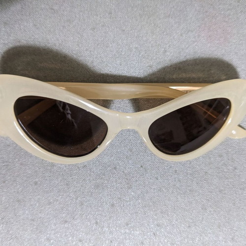 Cateye sunglasses used, girls, beige