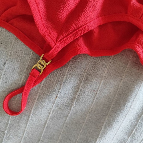 Michael Kors blouse with open shoulders red new
