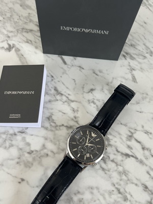 Emporio Armani watch 43mm with black leather strap like new unisex