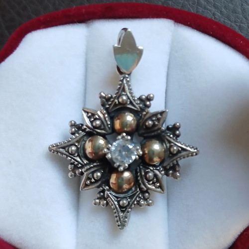 Silver gold Byzantine cross pendant like new