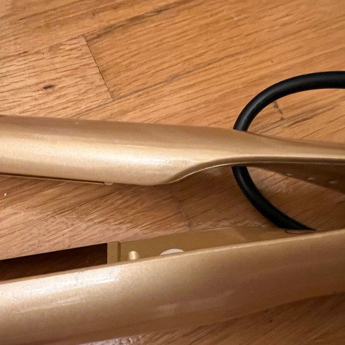 Frilla Beauty Hair Straightener like new