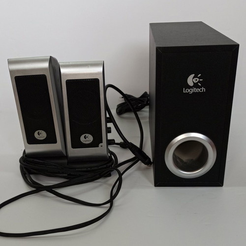 Logitech S200 speakers like new 2.1 black/silver