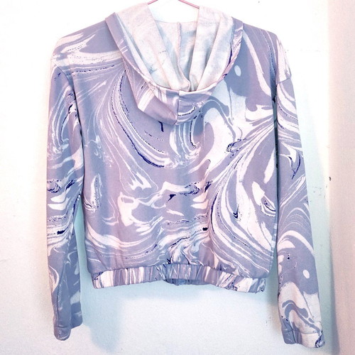 H&M Lilac Zip Up Hoodie like new, size XS-teen 13-14Y