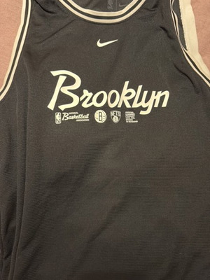 Nike Dri-Fit Sleeveless Sports Shirt used, Large