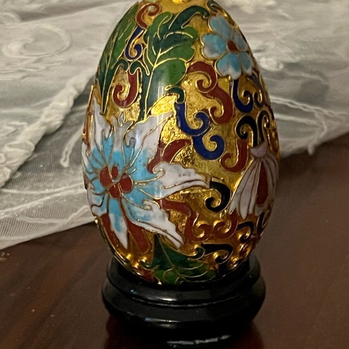 Decorative egg like new