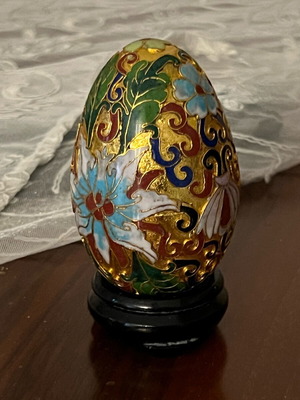Decorative egg like new