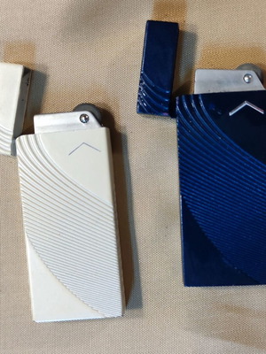 Marlboro metal lighters like new, blue and white