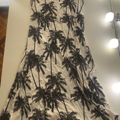 Dress like new, size M, black and white