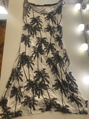 Dress like new, size M, black and white