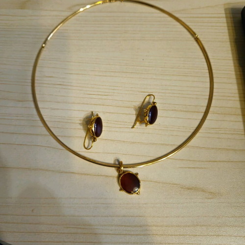 Gold torque necklace 14K and earrings 14K with semi-precious stones, like new