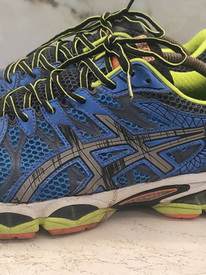 Asics Gel Nimbus 16 athletic shoe used, size 46.5, blue
