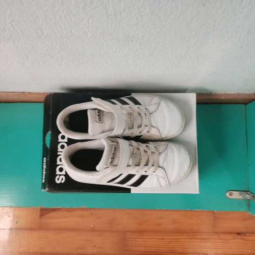 Shoes like new, very lightly worn, sizes 36, 37, 38