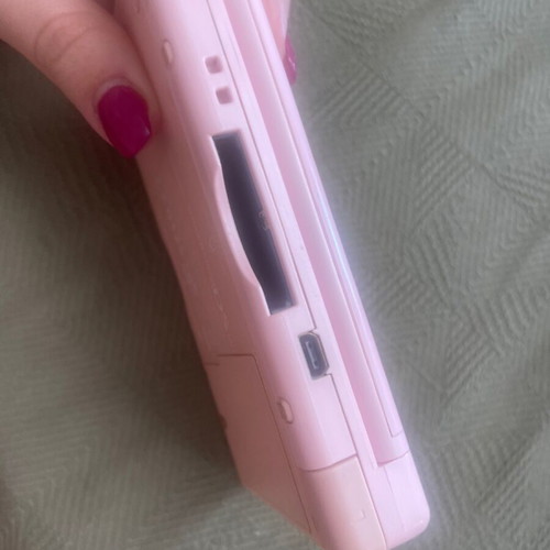 Nintendo DS pink