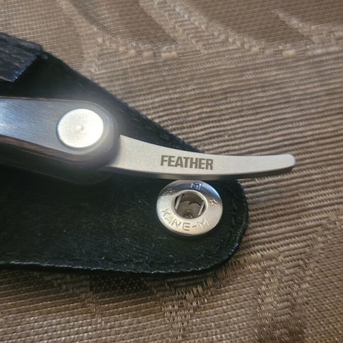 Shavette Feather razor new with Parker leather case and replacement blades