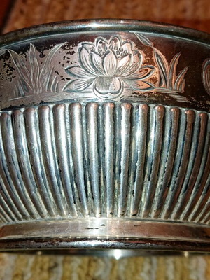 Wilcox Silverplate Co. antique bowl used