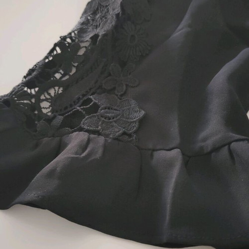 Cindy blouse new, size L 40, black