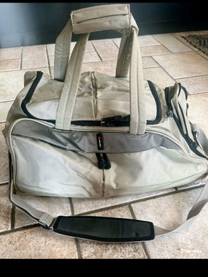 Delsey shoulder bag like new, gray for clothes and small items