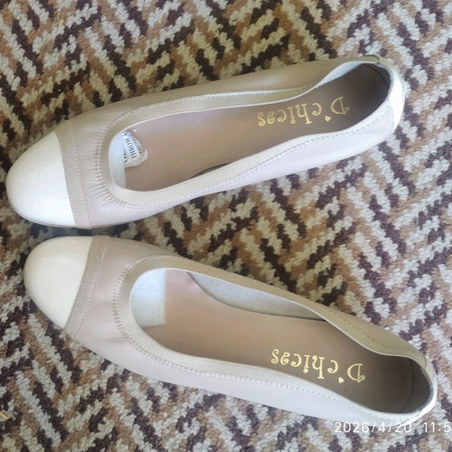 D Chicas Leather Women's Shoes Size 38 Beige like new