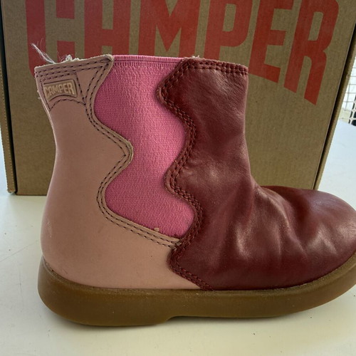 Camper leather ankle boots size 26 used, red with zipper