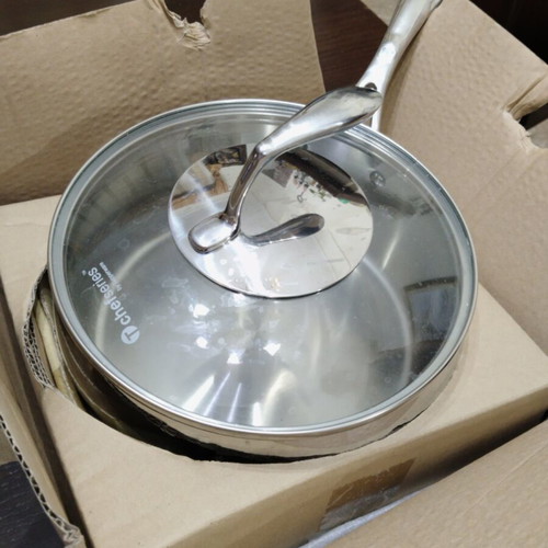 New saucepan