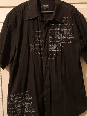 Shirt with design XL like new, black