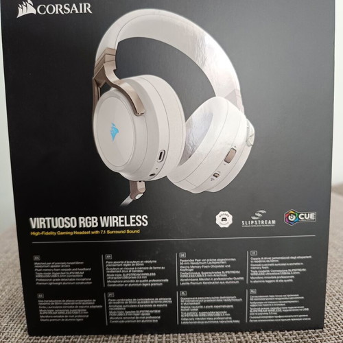 Corsair Virtuoso RGB Wireless Over Ear Gaming Headset white like new for PC and PlayStation 4