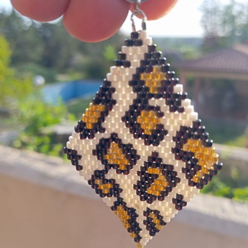 Handmade Apefthon earrings new, white and multicolored
