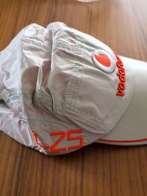 Καπέλο Vodafone Mclaren Mercedes F1 team