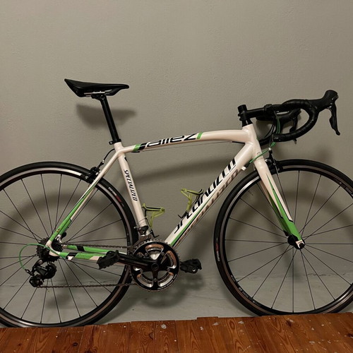 Road bike like new, white, with gears
