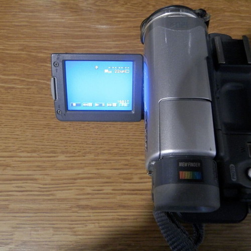 Camera (Video Camera) Sony DCR-TRV33E Mini DV used, vintage