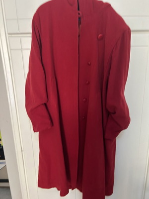 Wool cape red, like new, oversized, one size