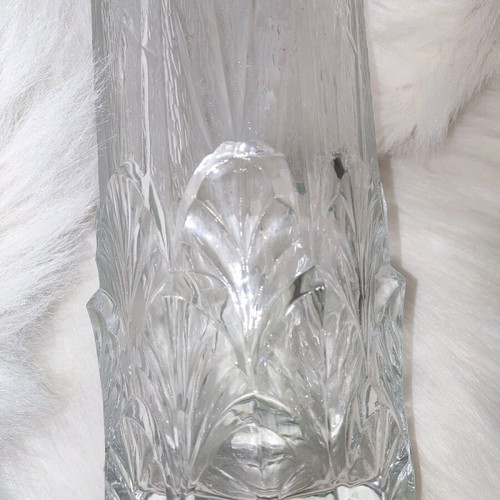 Vintage Italian Fidenza vase 1980 like new, pressed glass